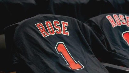 英超手机观看-NBA史上最让人意难平的如果！他成为了篮球圣殿最年轻的图腾